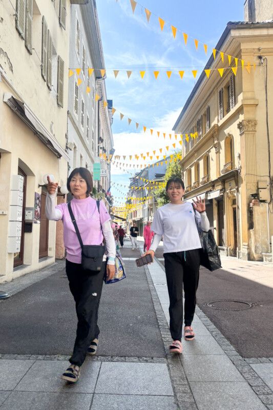 女子プロ親子とディナー!? オフの女子プロたちとバッタリ遭遇できる街