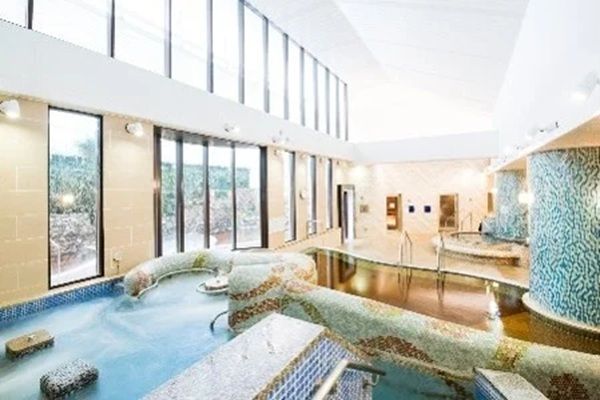 【神奈川県横浜市】「横浜天然温泉SPA EAS」オープン！没入型サウナや和モダンダイニングが登場