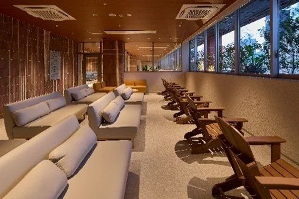 【神奈川県横浜市】「横浜天然温泉SPA EAS」オープン！没入型サウナや和モダンダイニングが登場