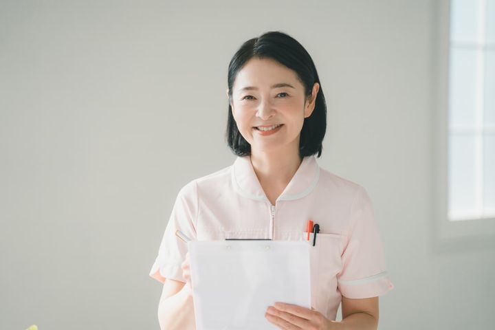 老後資金の1000万を失い借金を背負う地獄の日々に……投資詐欺にだまされた世帯年収700万・56歳女性が背負う家族への罪悪感