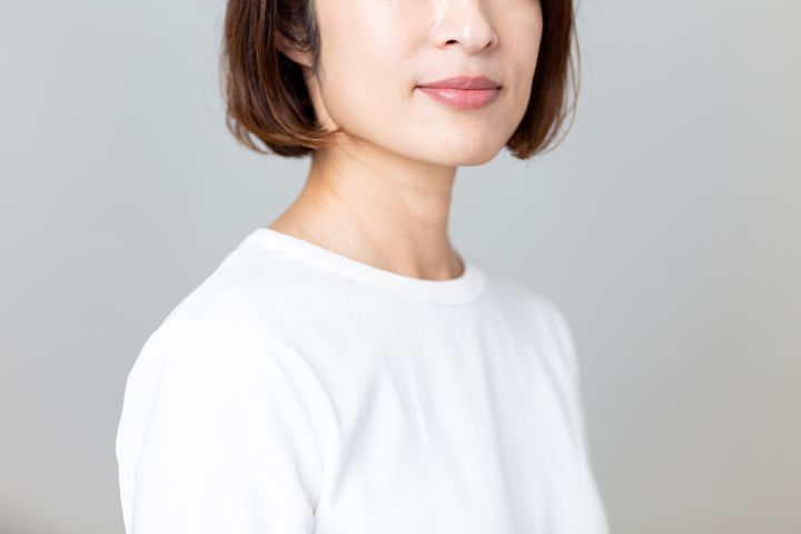 お嬢様生活からの急転直下！！祖父の急死が引き金で家庭崩壊……40歳女性が幼少期に体験した過酷なエピソード