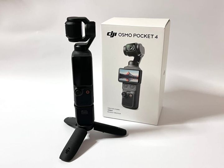 ミニ三脚を取り付けたDJI Osmo Pocket 4