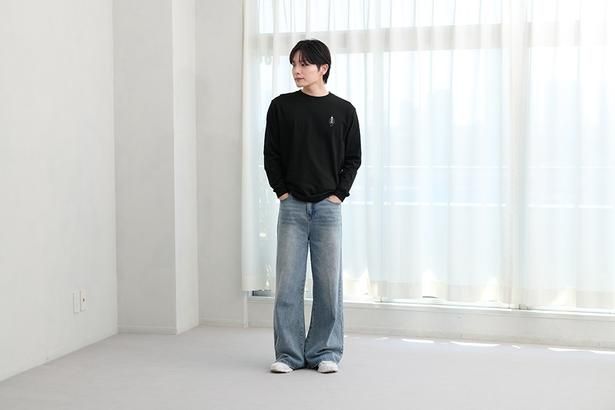 「【公式WEBストアオリジナル】OVERWORKED！ロングスリーブTシャツ 黒(刺繍＆バックプリント)」(4620円)