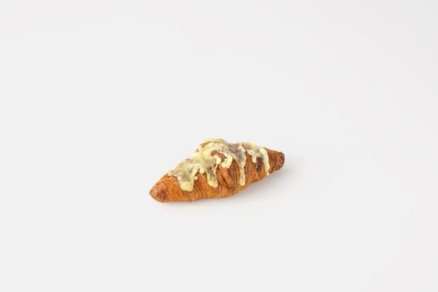 とろけるチーズが香る「発酵バタークロワッサン チーズ」