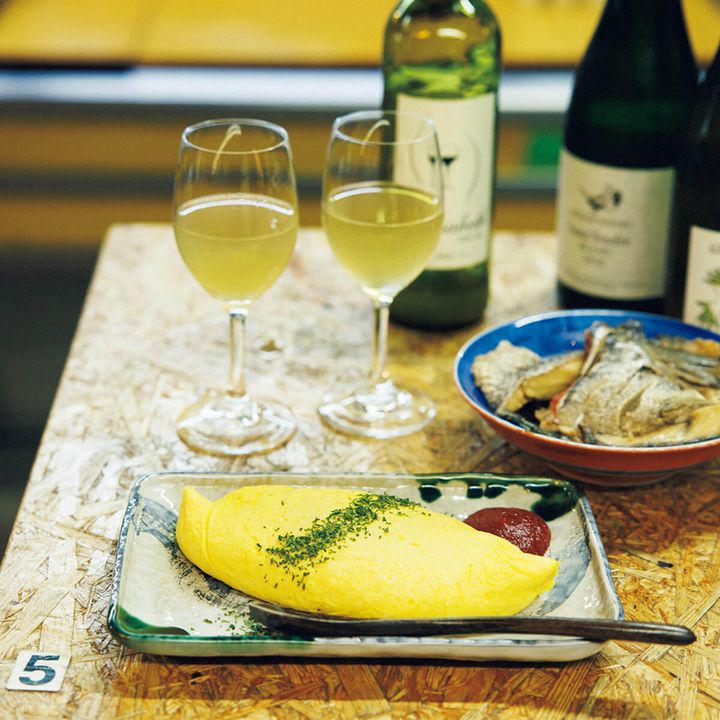 東比恵〈占部商店〉明太子とチーズのオムレツ、あら炊き