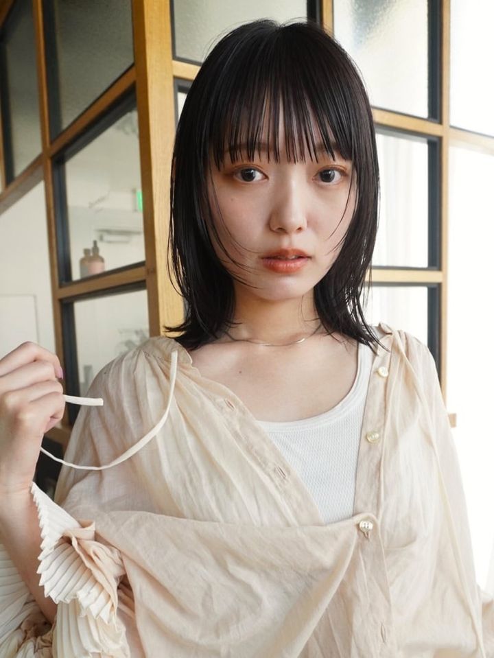 30代ヘアスタイル、素髪レイヤーボブ、December jingumae