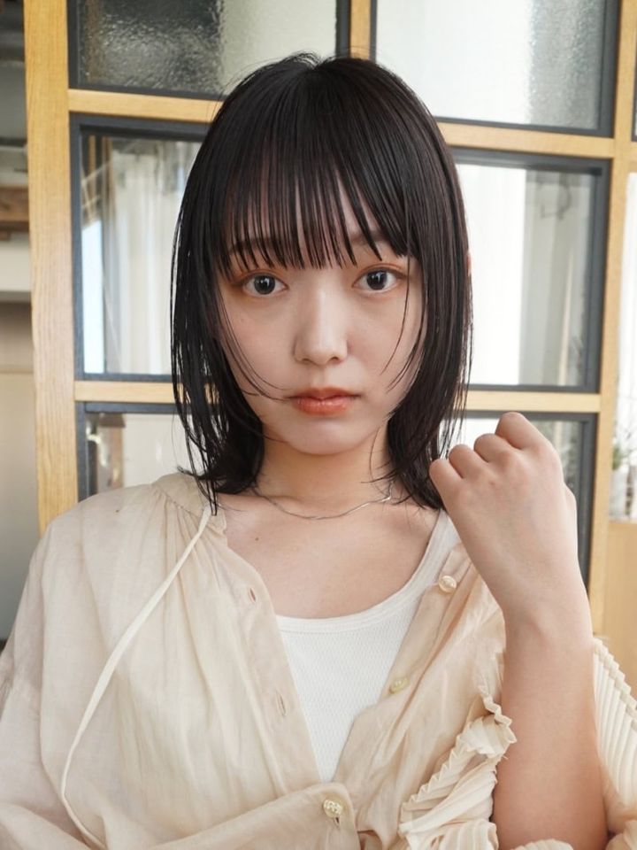 30代ヘアスタイル、素髪レイヤーボブ、December jingumae