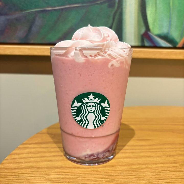 スタバ My フルーツ³ フラペチーノ® ストロベリー
