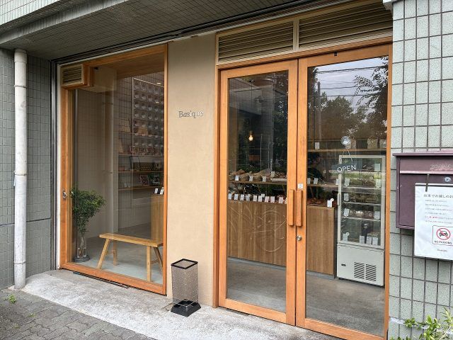 大阪バジック外観