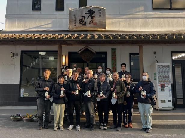 【写真】「夢山水」を栽培する農家の皆さん
