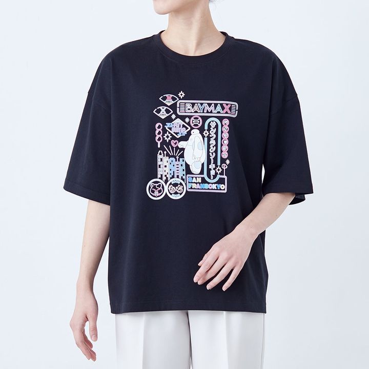 ユニセックススーベニアTシャツ ベイマックス ブラック