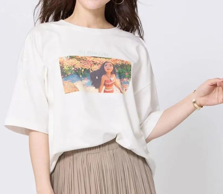 ユニセックススーベニアTシャツ モアナ アイランドガール