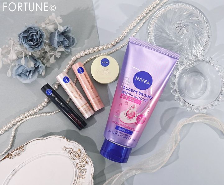 NIVEA（ニベア） 2026年秋新作コスメ リップ ...