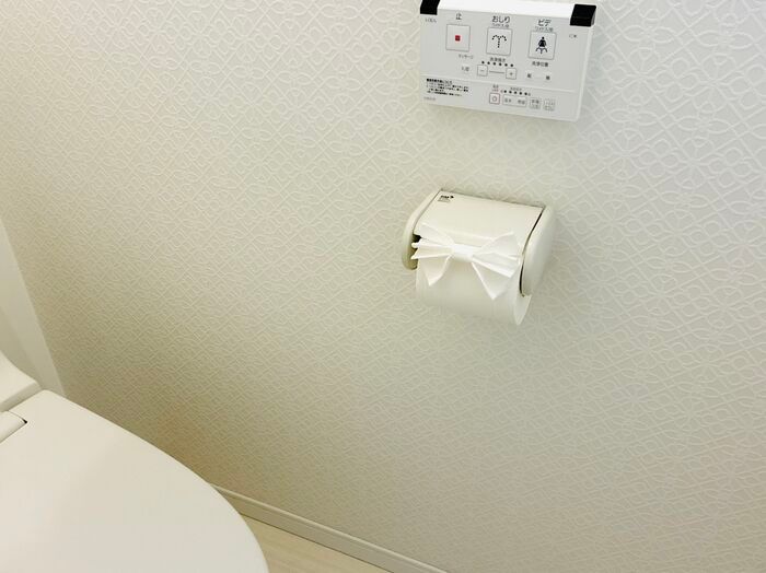 来客前に絶対やりたい！トイレが劇的に可愛くなる「リボン折り」の作り方【エリエール公式に教わりました♪】