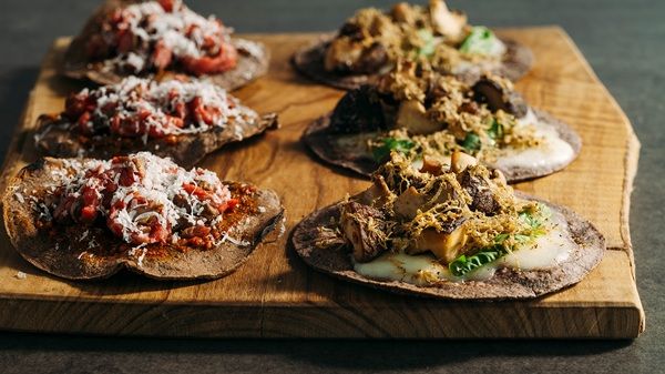 DEAN ＆ DELUCAと有名シェフがコラボ！メキシコの家庭料理を日常の食卓へ