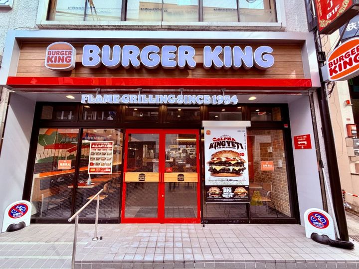 バーガーキング・ジャパン公式Xは7月31日に投稿を更新。夏限定「BBQステーキワッパー」を紹介し、話題を集めています。（サムネイル画像出典：PIXTAより）