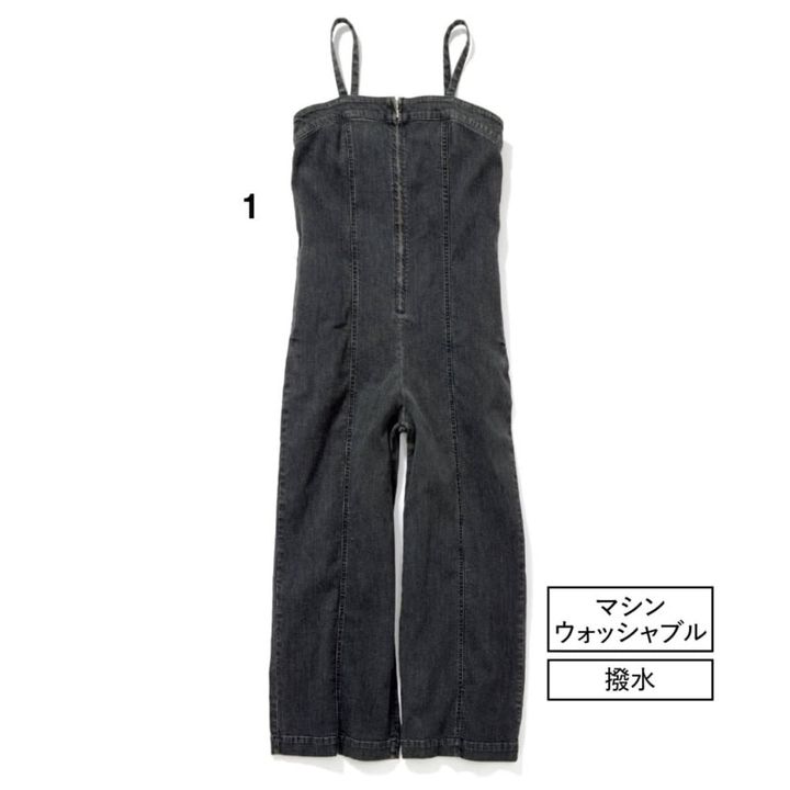 デニムオールインワン￥12,980（アンフィーロ／オンワード樫山）