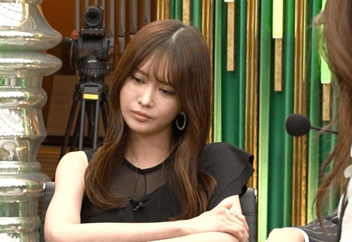 【映像】ミステリアスポーカー女子、チップを“ごっそり回収”の一部始終