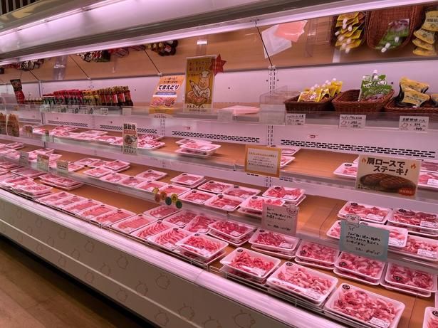 新鮮で種類豊富な知多ポークを販売する直売店「とんとことん」