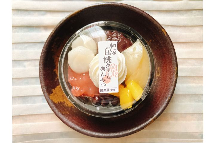和涼白桃クリームあんみつ／￥388（税込み）
