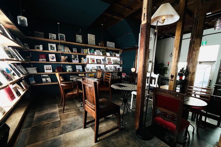 「TOE LIBRARY PARC」店内