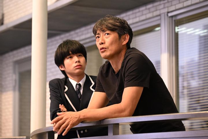 反町隆史主演「GTO」第3話“鬼塚は存在しない”クラスの異変と影のボスの気配【ネタバレあり】