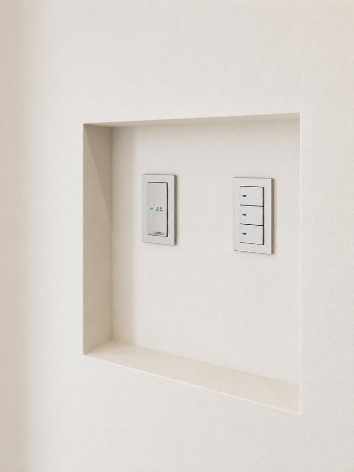 画像: シンプルすぎて物足りない玄関ニッチ