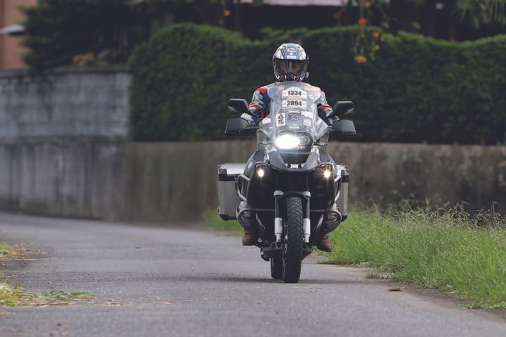 愛犬と一緒に過ごしバイク仲間と集うそれがかぜいろカフェ｜バイク日和