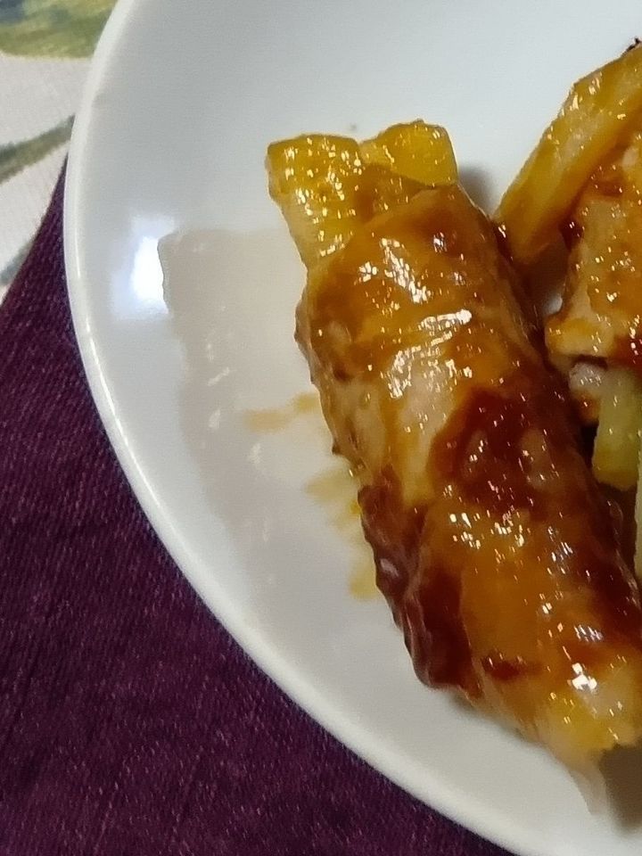 暑い日はレンジにおまかせ！豚しゃぶ肉とにんじんのくるくる巻き甘辛煮