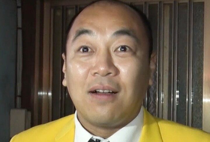 【写真・画像】人気芸人、亡き父の“禁断の過去”を知り衝撃「言わなくてよくね!?」 1枚目