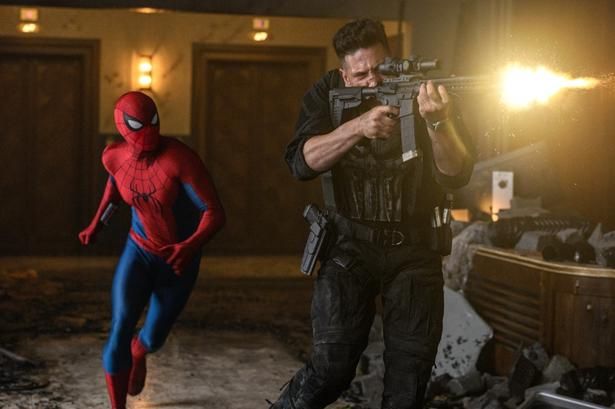 ジョン・バーサル演じるパニッシャーとスパイダーマンの関係に注目！ [c]2026 CPII. All Rights Reserved. [c]& TM 2026 MARVEL