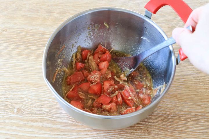 鶏肉のトマトとみょうがだれ