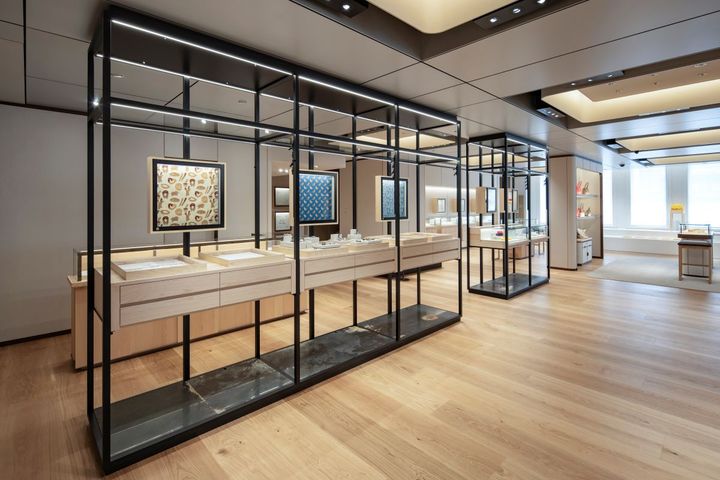 和光 ハンカチーフ売り場