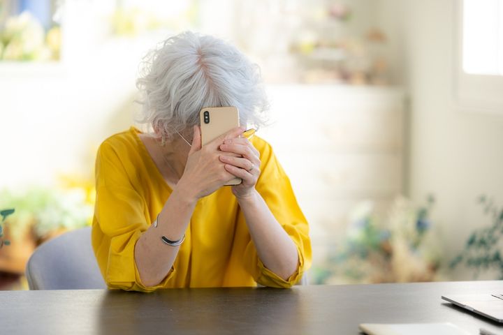 「明日食べるものにも困る」世帯年収200万・年金生活の75歳女性が全財産を失い絶望！「正気の沙汰ではなかった」と振り返る暗号資産詐欺の罠