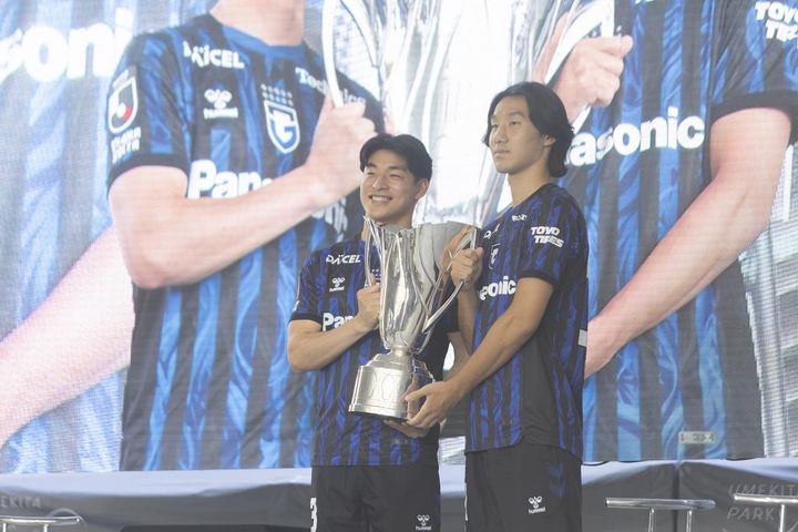画像12: (C)西本友