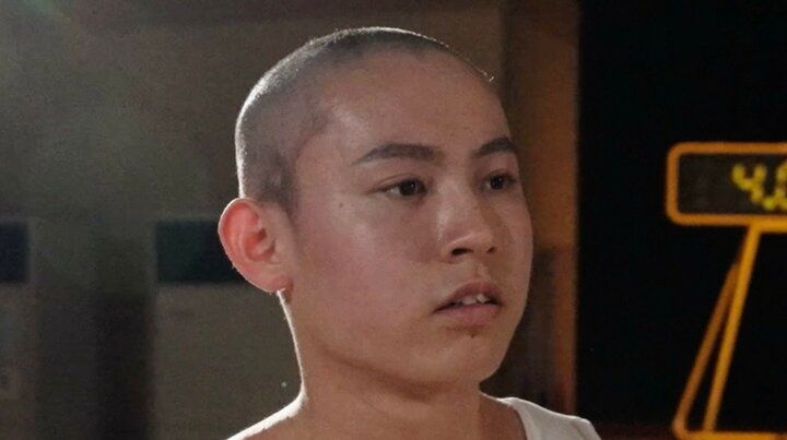【写真・画像】「家族を交通事故で亡くし、彼女にも振られ…」 18歳大学生が壮絶な過去を告白 1枚目