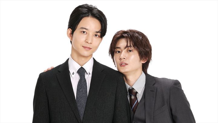 ドラマ『お前のほうからキスしてくれよ』ダブル主演（左から）鈴木仁、押田岳 （C）やまやで／シュークリームPOP／NBCユニバーサル・エンターテイメント width=