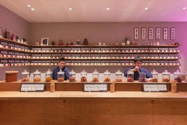 【東京都墨田区】8月限定！「立ち喰い梅干し屋」にサントリーとのコラボテキーラカクテル登場