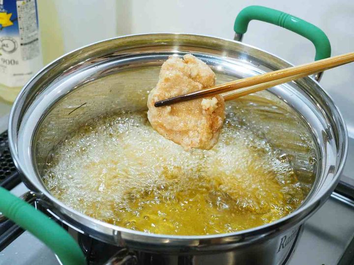 鶏もも肉と鶏むね肉の竜田揚げ