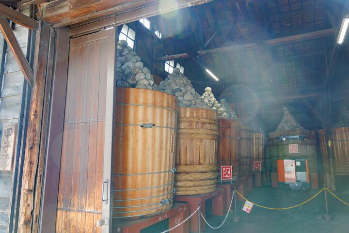 大人の工場見学へ、愛知・岡崎「カクキュー八丁味噌（八丁味噌の郷）」。試食や買い物も楽しみ♪