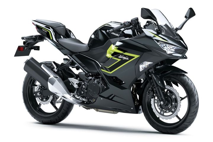 Ninja 400(メタリックカーボングレー×エボニー)