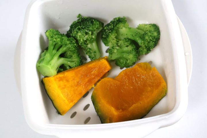 ダイソー 「電子レンジ調理器 温野菜」 ￥110