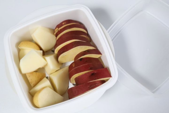 ダイソー 「電子レンジ調理器 温野菜」 ￥110