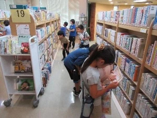 【福岡県小郡市】小郡市立図書館が、隠されたナゾを解く夏休みイベント「としょかんで宝さがし」開催！