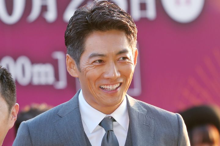 反町隆史さん（2018年10月28日、時事通信フォト）