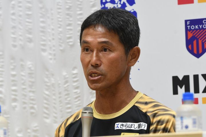 画像: (C)JUN.S FC東京を率いる松橋力蔵監督