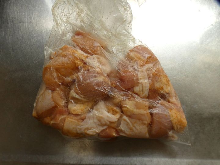 食べ応えバッチリ！「鶏肉とさつま芋のスパイシー丼」