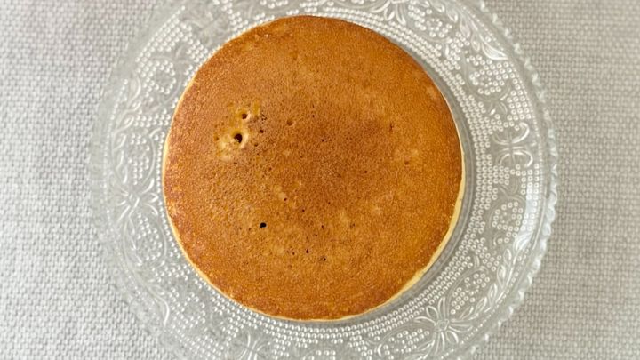 もっちもちの生地がとっても美味！【ファミマ】のどら焼きを食べてみた