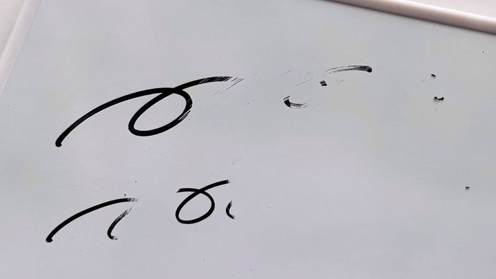 100均の「ホワイトボードマーカー」4個買ってみた！ 極細や太字、便利なマグネット付きも【ダイソー・セリア・キャンドゥ】