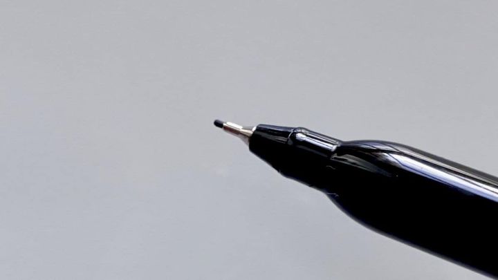 100均の「ホワイトボードマーカー」4個買ってみた！ 極細や太字、便利なマグネット付きも【ダイソー・セリア・キャンドゥ】